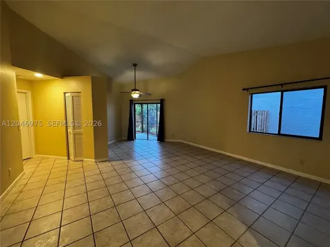 951 SW 109th Avenue Pembroke Pines FL 33025