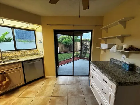 951 SW 109th Avenue Pembroke Pines FL 33025
