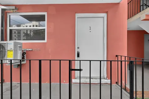 458 SW 9th Street Miami FL 33130