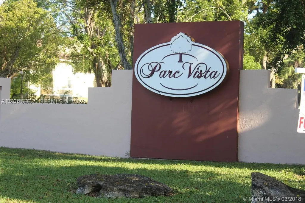 9257 SW 138th Place Miami FL 33186