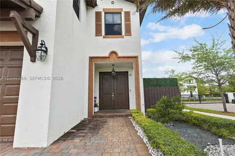 8774 NW 103rd Avenue Doral FL 33178