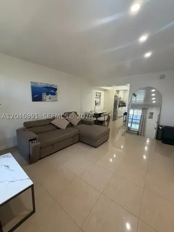 8550 Byron Avenue Miami Beach FL 33141