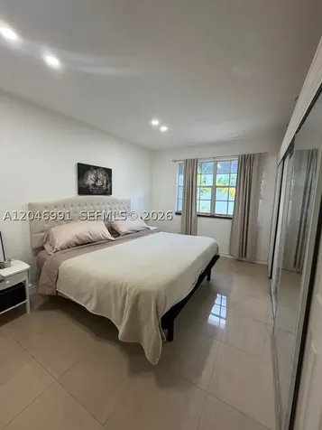 8550 Byron Avenue Miami Beach FL 33141