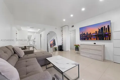8550 Byron Avenue Miami Beach FL 33141