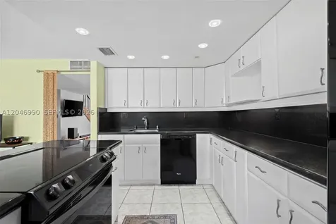 801 NE 27th Avenue Hallandale Beach FL 33009