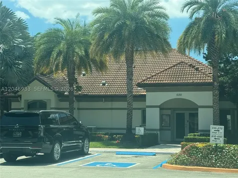 520 S Park Road Hollywood FL 33021