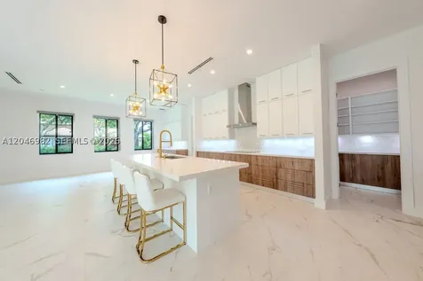 11861 NW 9th Street Plantation FL 33325