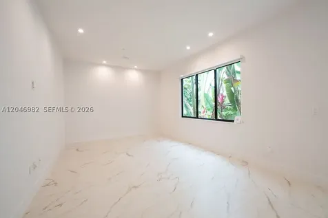 11861 NW 9th Street Plantation FL 33325