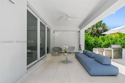 9033 Emerson Avenue Surfside FL 33154