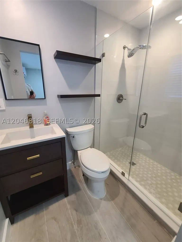 321 Hayes Street Hollywood FL 33019