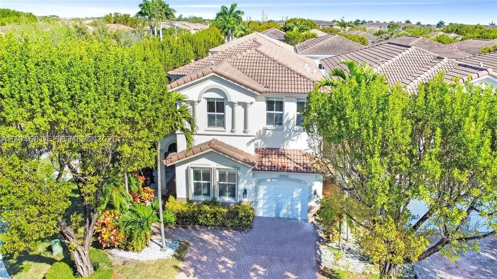10863 NW 85th Street Doral FL 33178