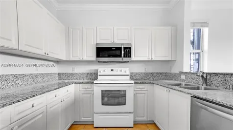10863 NW 85th Street Doral FL 33178