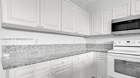 10863 NW 85th Street Doral FL 33178