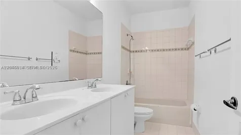 10863 NW 85th Street Doral FL 33178