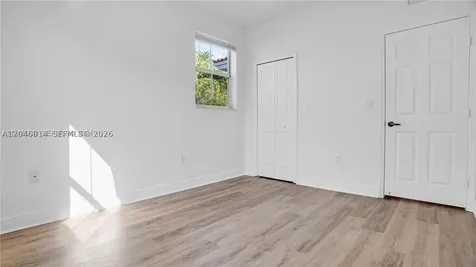 10863 NW 85th Street Doral FL 33178