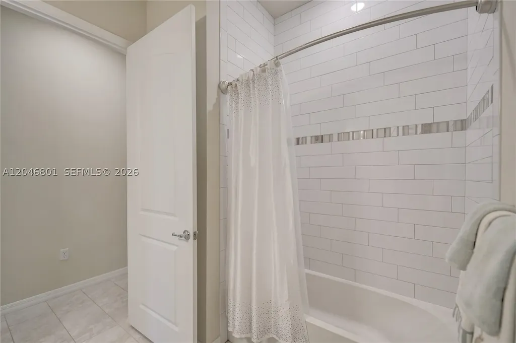 21982 Canadensis Circle Boca Raton FL 33428