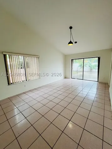 925 NE 207th Terrace Miami FL 33179