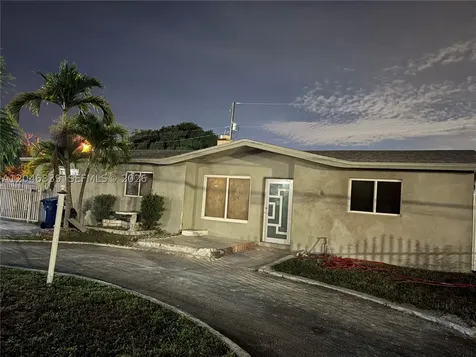 3355 NW 213th Terrace Miami Gardens FL 33056