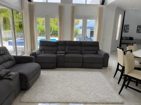 3683 W Lakes Estates Drive Davie FL 33328