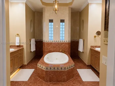 3683 W Lakes Estates Drive Davie FL 33328