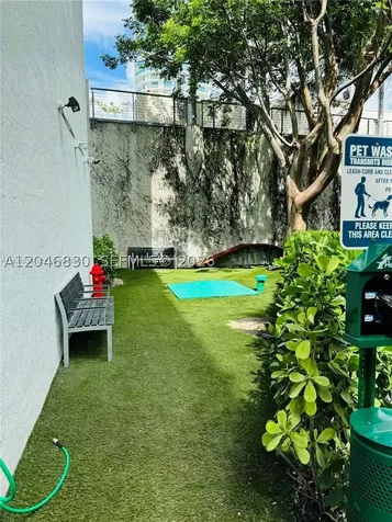 185 SW 7 Street Miami FL 33130