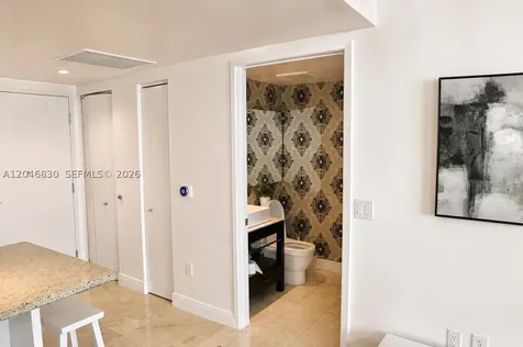 185 SW 7 Street Miami FL 33130