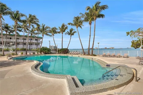 1865 79th St Causeway Miami FL 33141