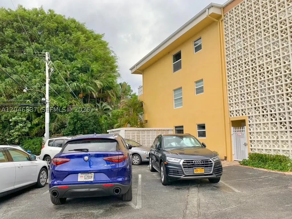 815 Middle River Drive Fort Lauderdale FL 33304