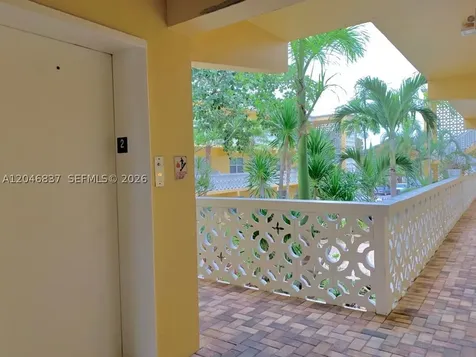 815 Middle River Drive Fort Lauderdale FL 33304