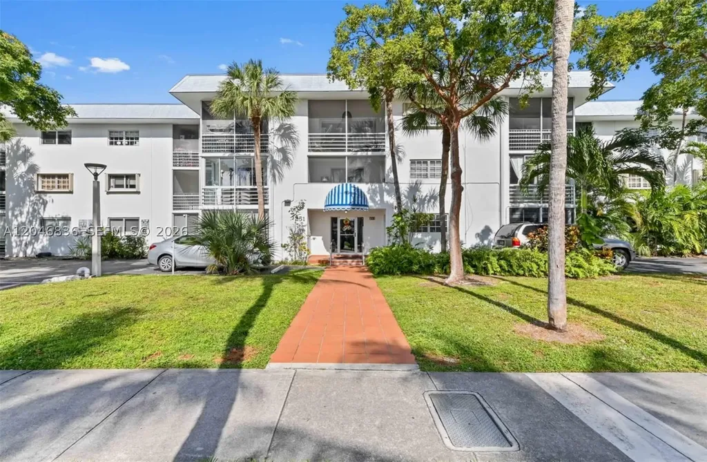 251 Galen Drive Key Biscayne FL 33149