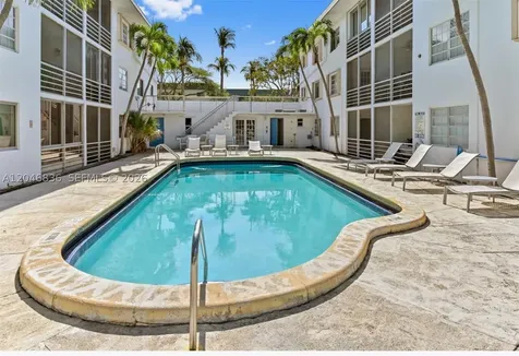 251 Galen Drive Key Biscayne FL 33149