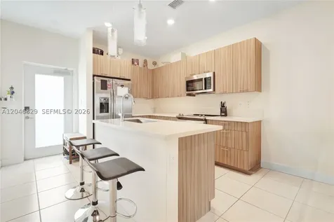 4636 NW 84th Avenue Doral FL 33166