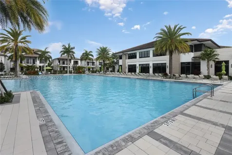 4636 NW 84th Avenue Doral FL 33166