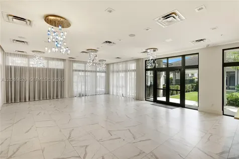 4636 NW 84th Avenue Doral FL 33166