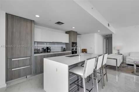 2900 NE 7th Avenue Miami FL 33137