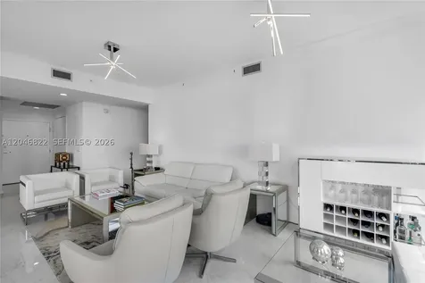 2900 NE 7th Avenue Miami FL 33137