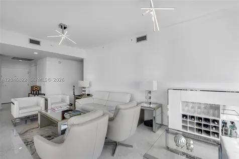 2900 NE 7th Avenue Miami FL 33137