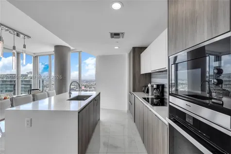 2900 NE 7th Avenue Miami FL 33137