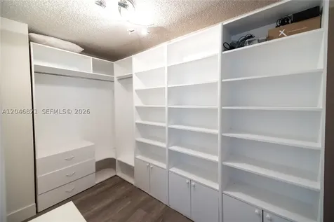 2000 Towerside Terrace Miami FL 33138