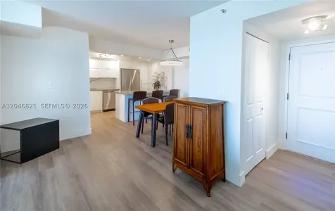 2000 Towerside Terrace Miami FL 33138