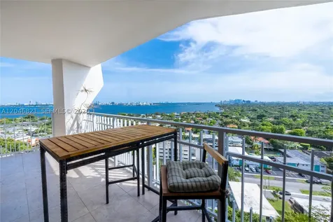 2000 Towerside Terrace Miami FL 33138
