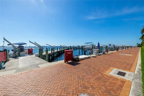 2000 Towerside Terrace Miami FL 33138