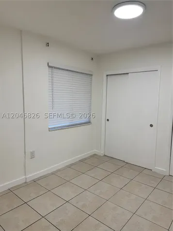2540 NE 181st Street North Miami Beach FL 33160