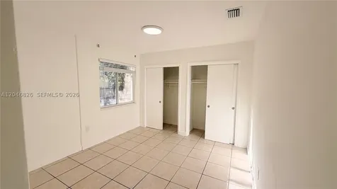 2540 NE 181st Street North Miami Beach FL 33160