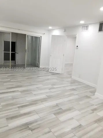 2990 NE 16th Avenue Oakland Park FL 33334