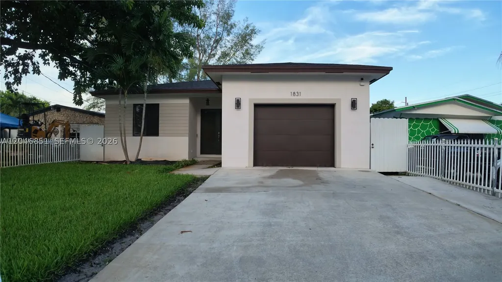 1831 SW 48th Avenue West Park FL 33023