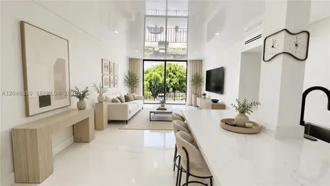 9682 Fontainebleau Boulevard Miami FL 33172