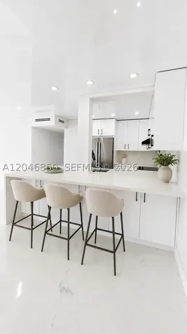 9682 Fontainebleau Boulevard Miami FL 33172