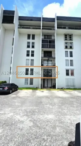 9682 Fontainebleau Boulevard Miami FL 33172