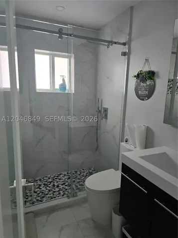 2727 W 70th Street Hialeah FL 33016